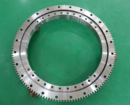 Crane slewing bearing